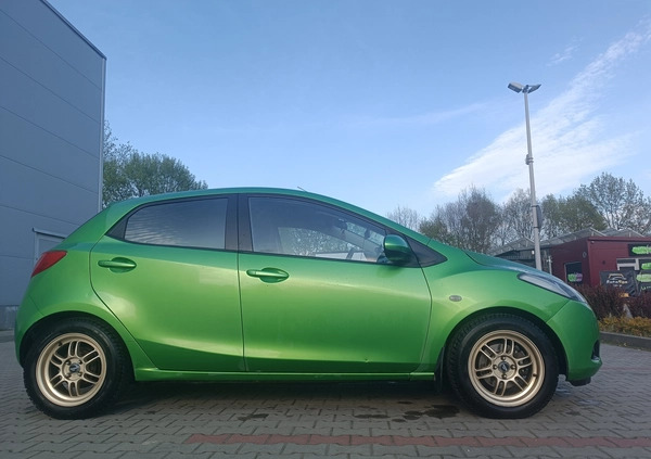 Mazda 2 cena 17500 przebieg: 162000, rok produkcji 2008 z Pruszków małe 16